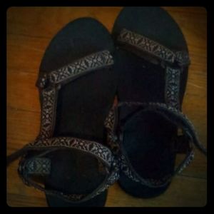 Womens sandals